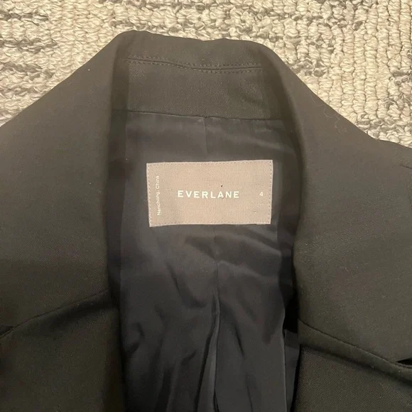 EVERLANE The Italian GoWeave Preppy Black Wool Blazer - Picture 5 of 12